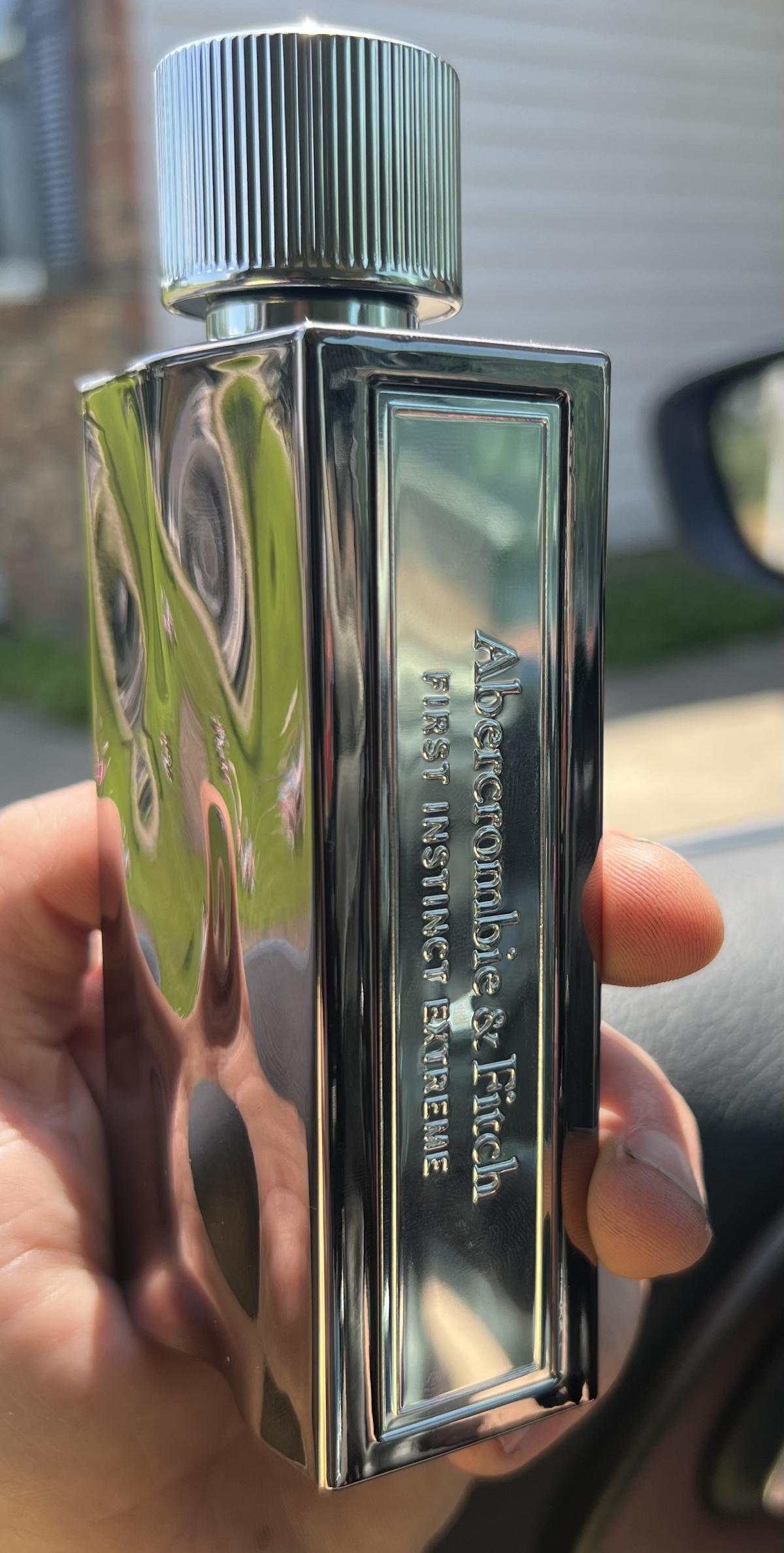 Abercrombie & Fitch First Instinct Extreme  Eau De Parfum Spray 100ml